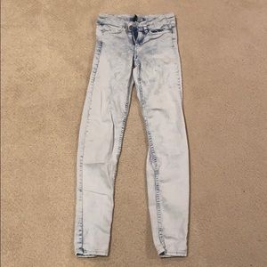 H&M divided jeans